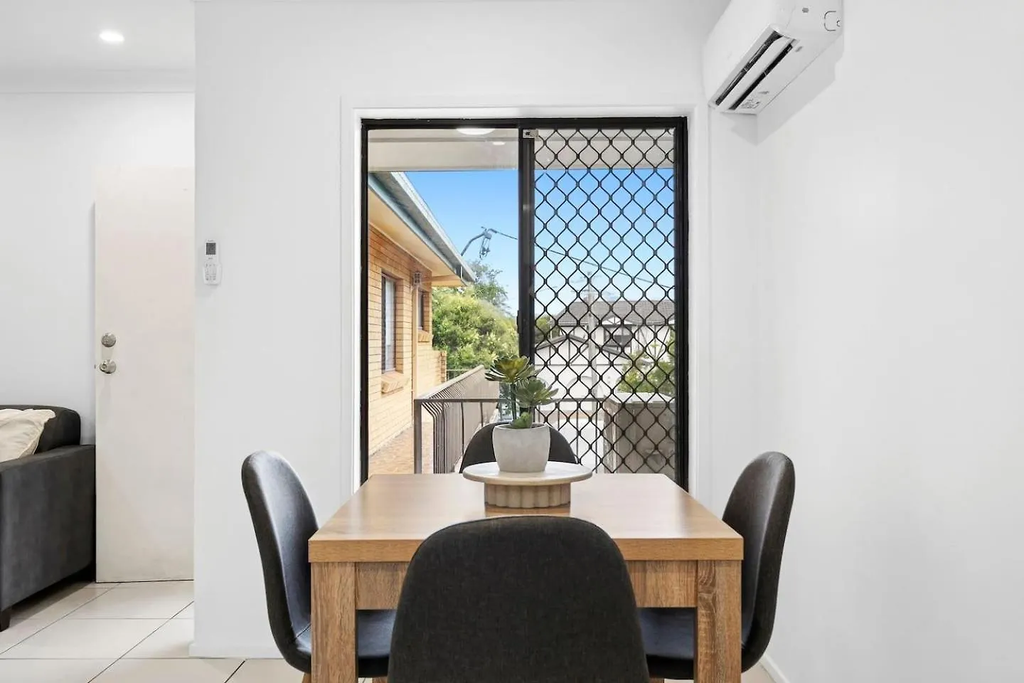 Nerang To Surf - Riverside Escape Near Paradise Buzz Gold Coast Lejlighed